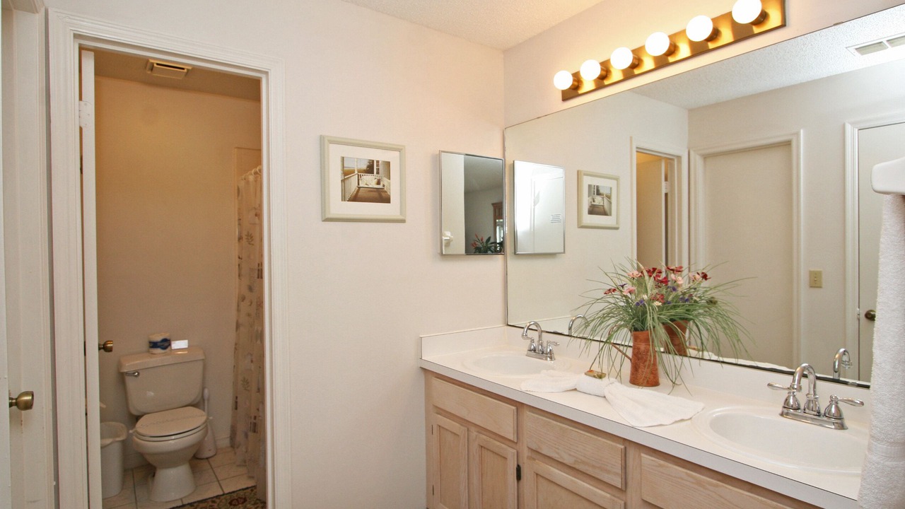 Photo of Bathroom in Indian Wells