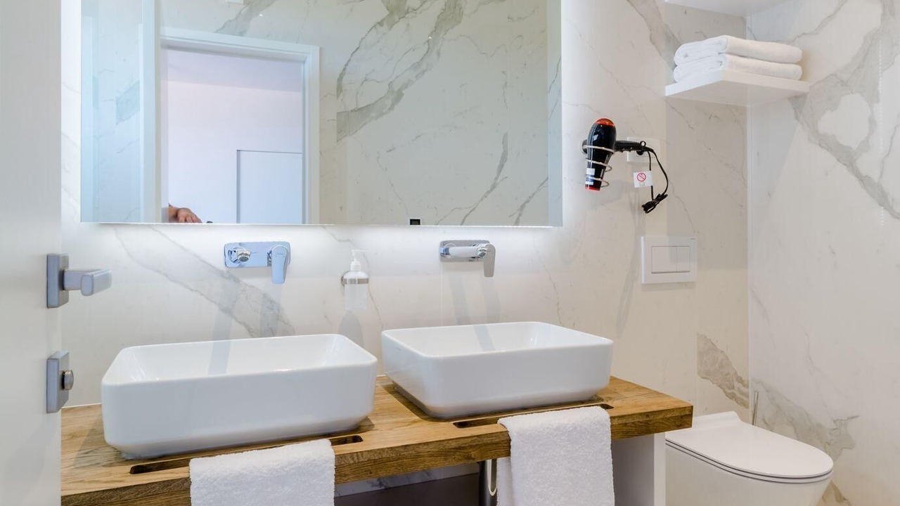 Photo of Bathroom in Sutivan