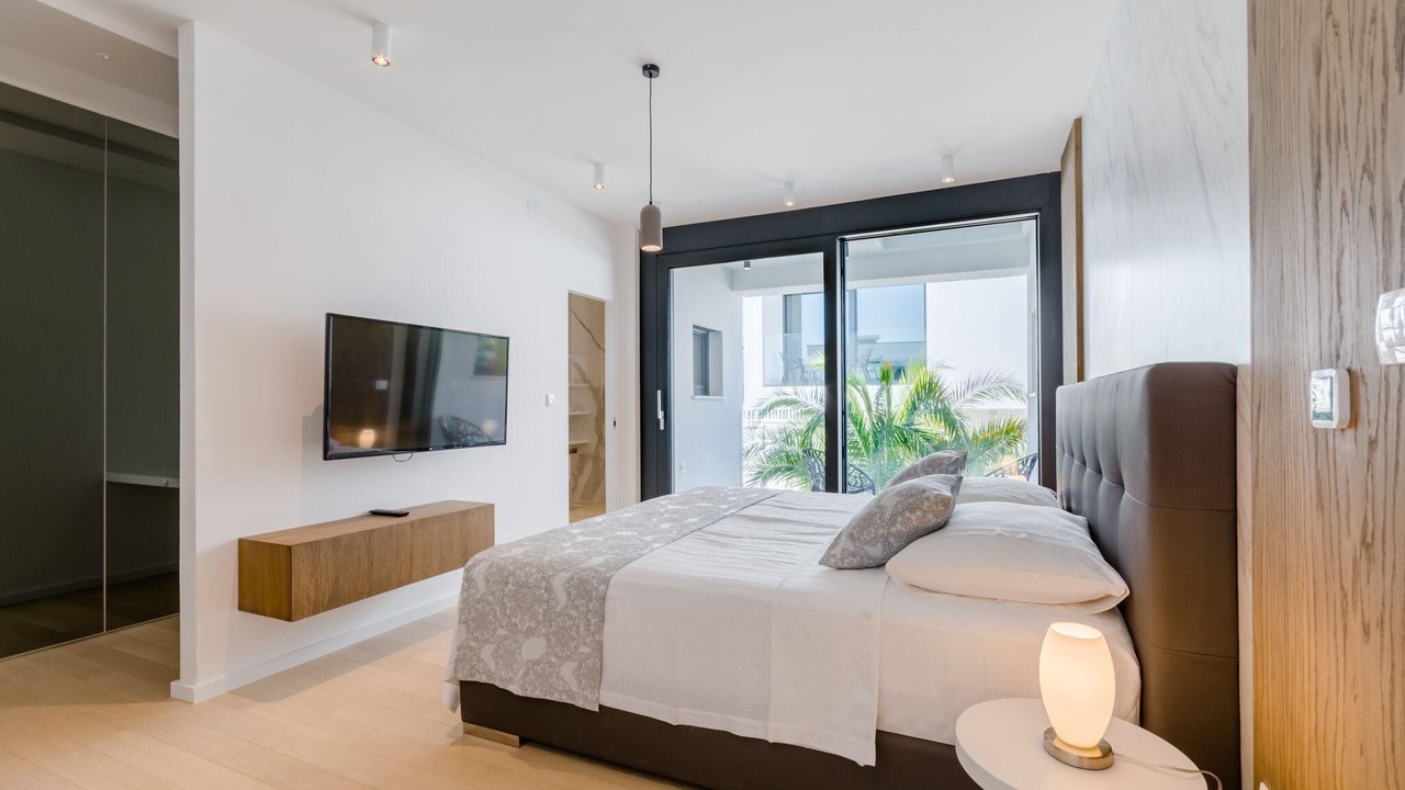 Photo of Bedroom in Sutivan