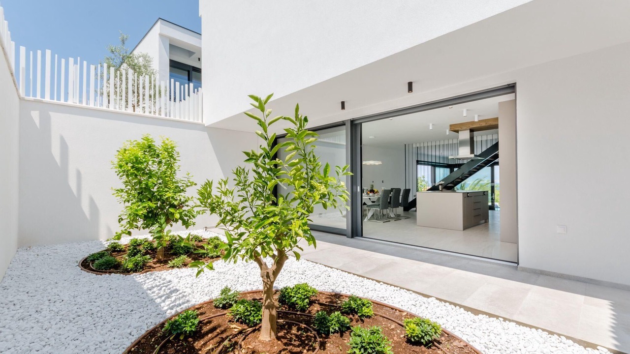 Photo of Patio Balcony in Sutivan