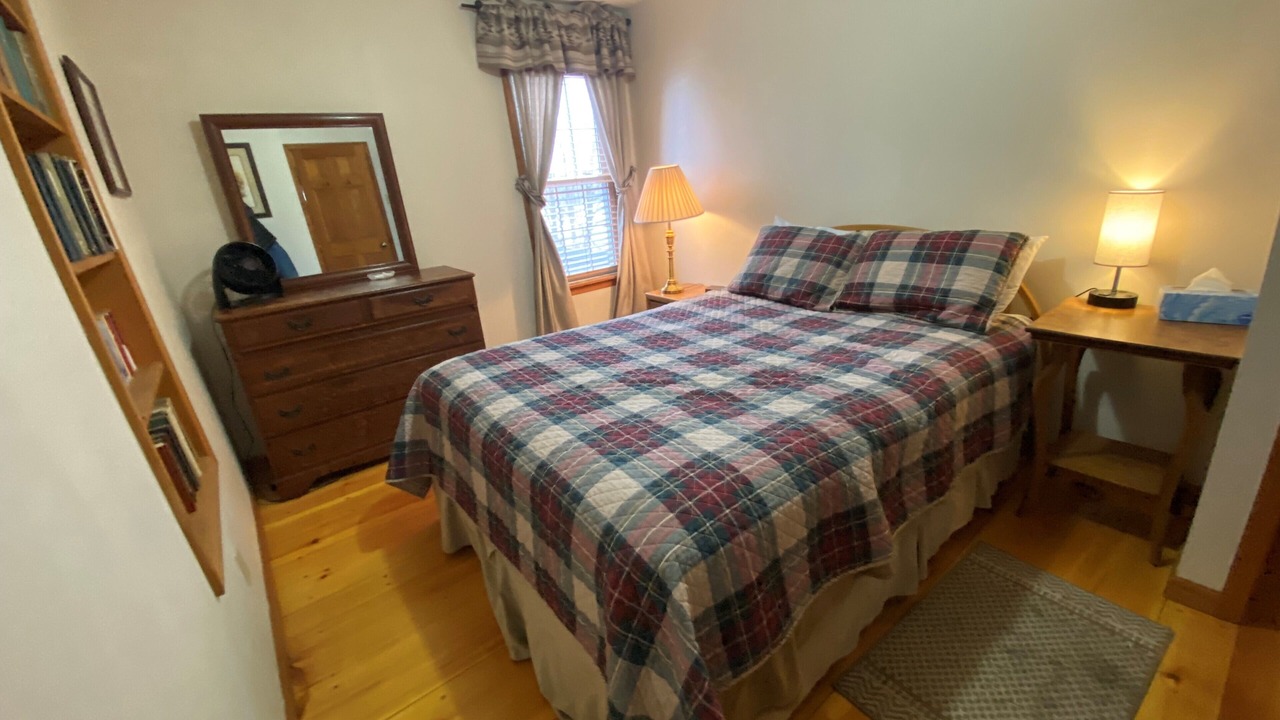 Photo of Bedroom in South Rutland