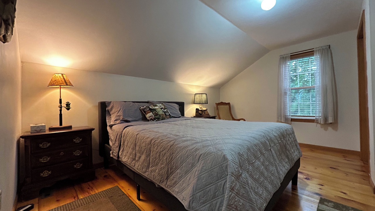 Photo of Bedroom in South Rutland