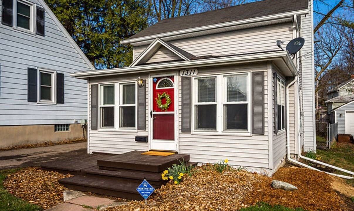 Photo of Outdoor in Lansing
