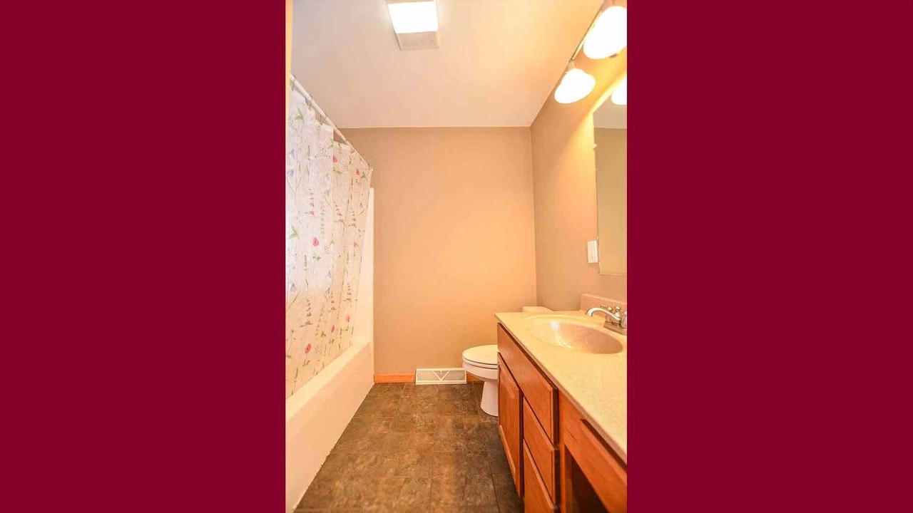 Photo of Bathroom in Ovid
