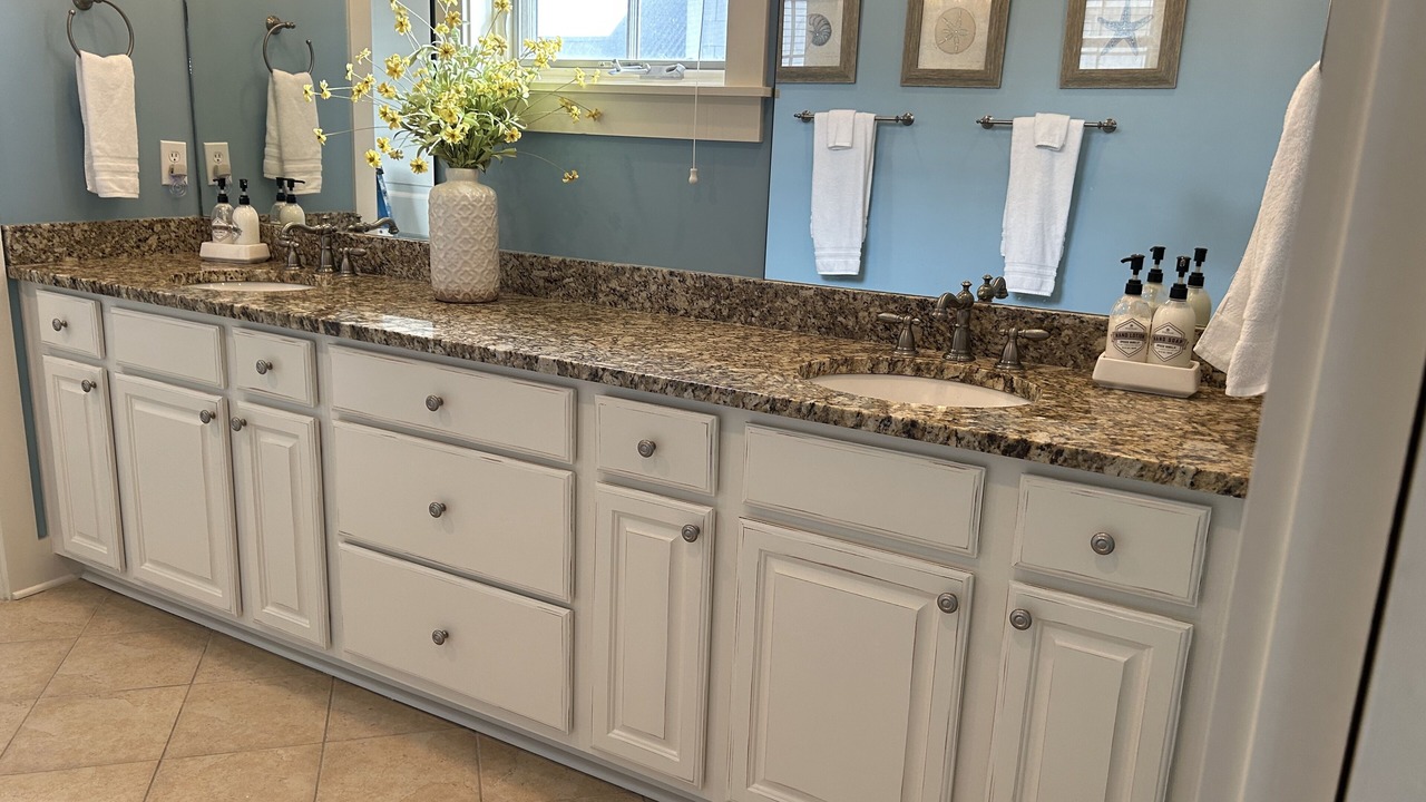 Photo of Bathroom in Dune Allen Beach