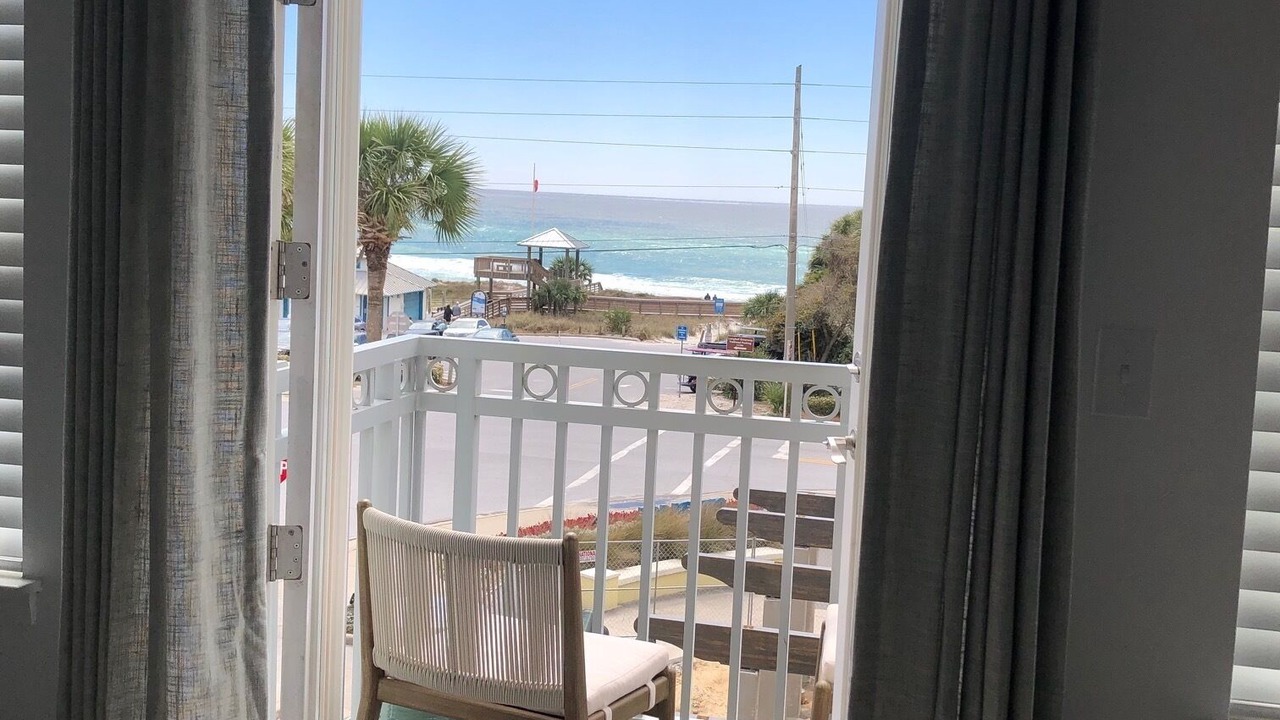 Photo of Patio Balcony in Gulf Place