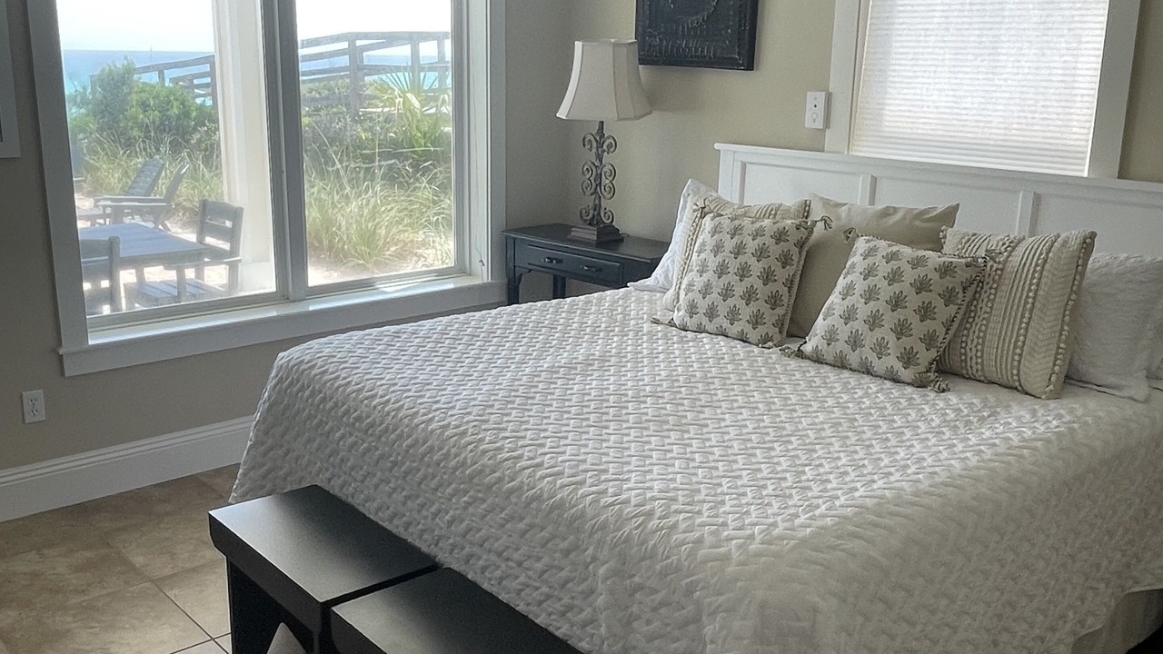 Photo of Bedroom in Santa Rosa Beach