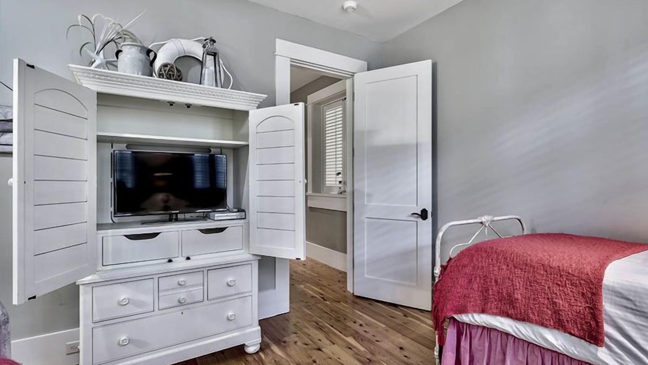 Photo of Bedroom in Forest District