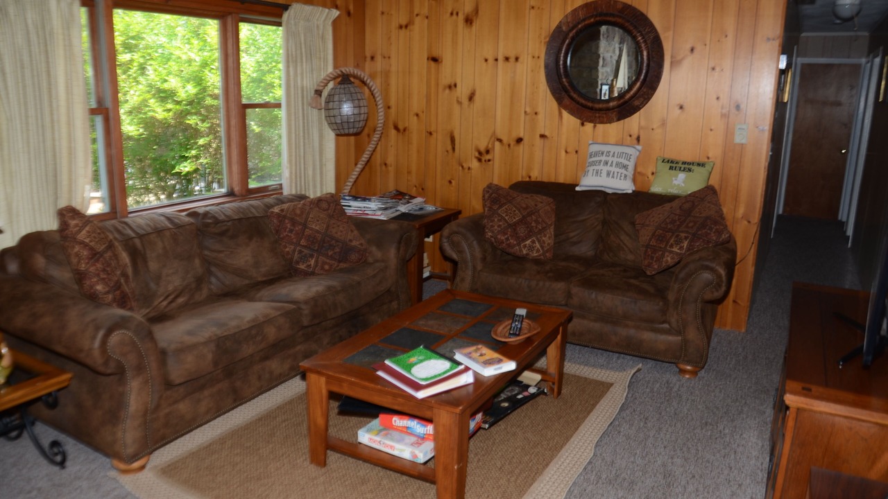 Photo of Livingroom in Honeoye