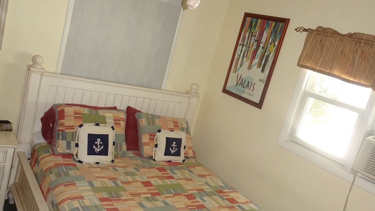 Photo of Bedroom in Honeoye