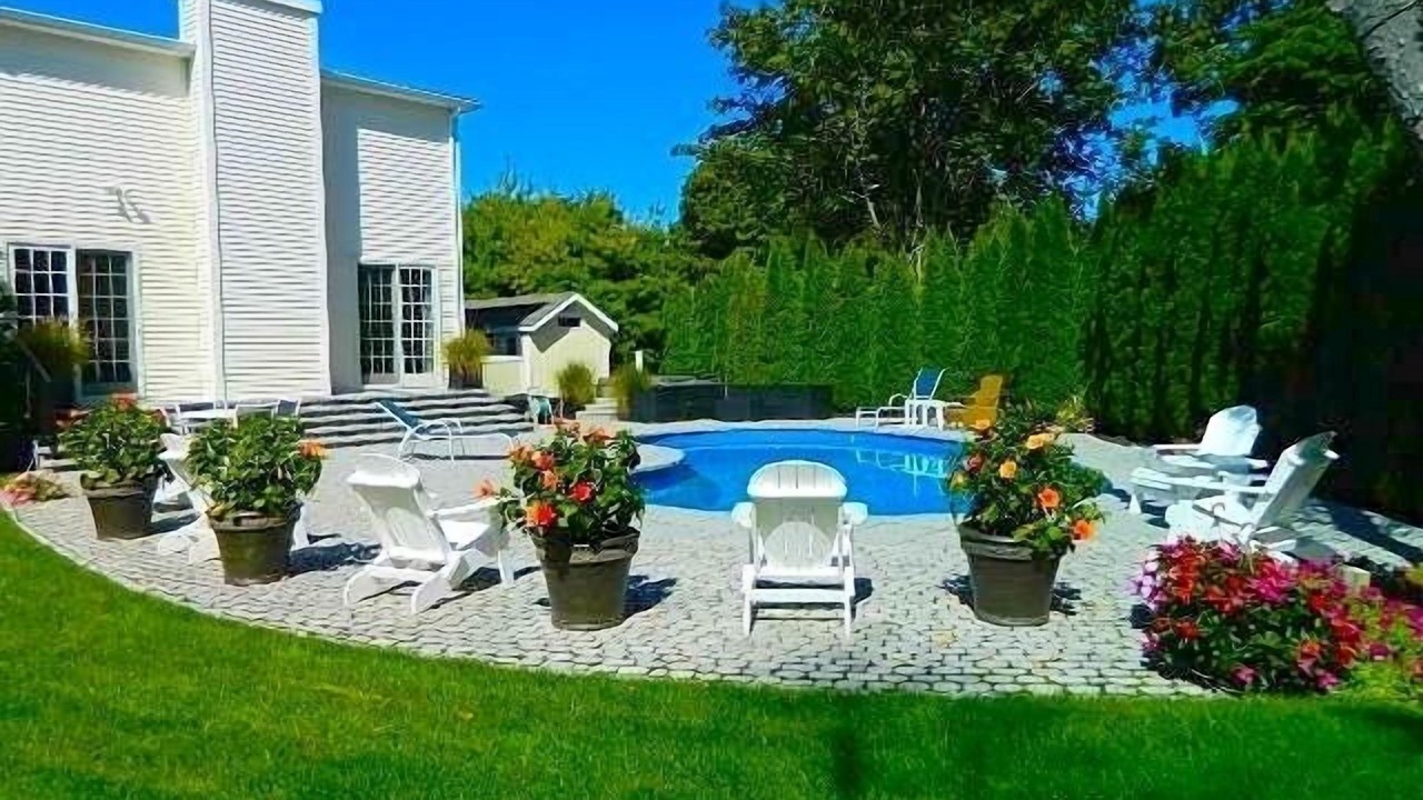 Photo of Outdoor in Hampton Bays