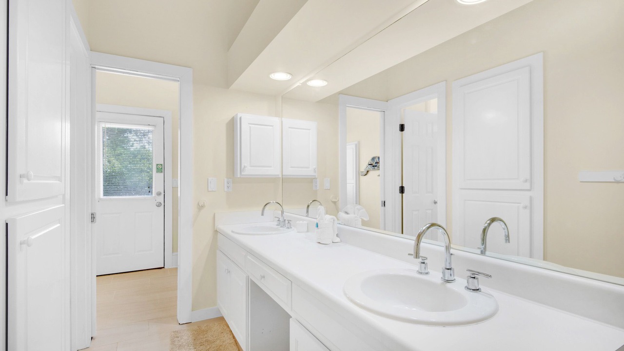 Photo of Bathroom in Inlet Beach