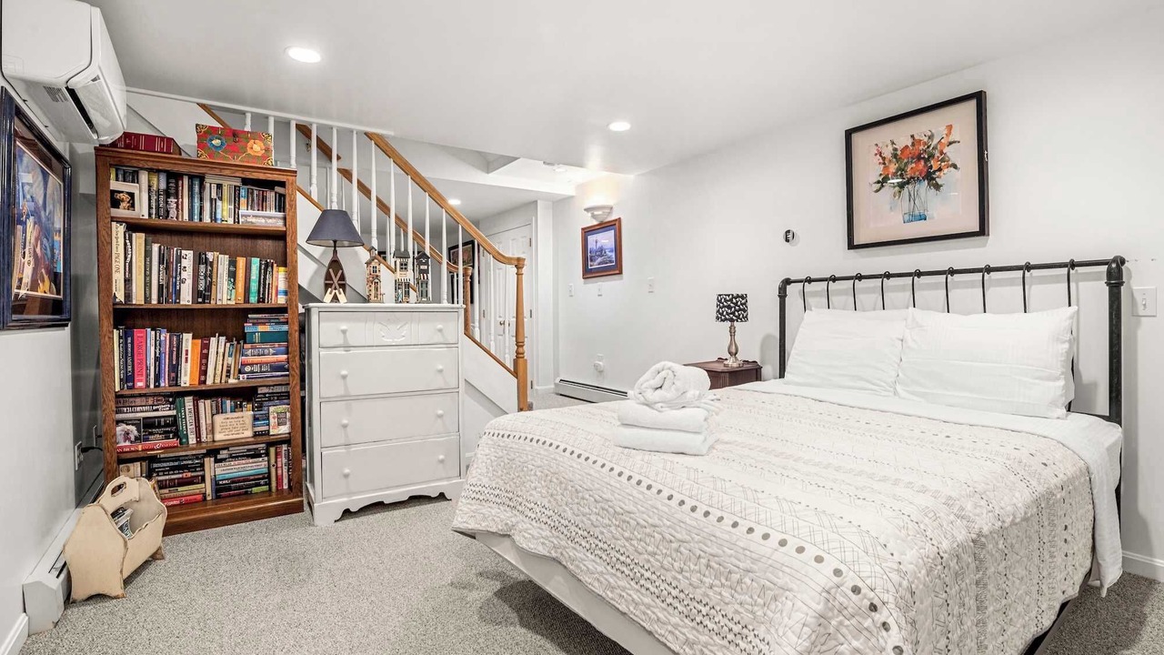 Photo of Bedroom in Eastham