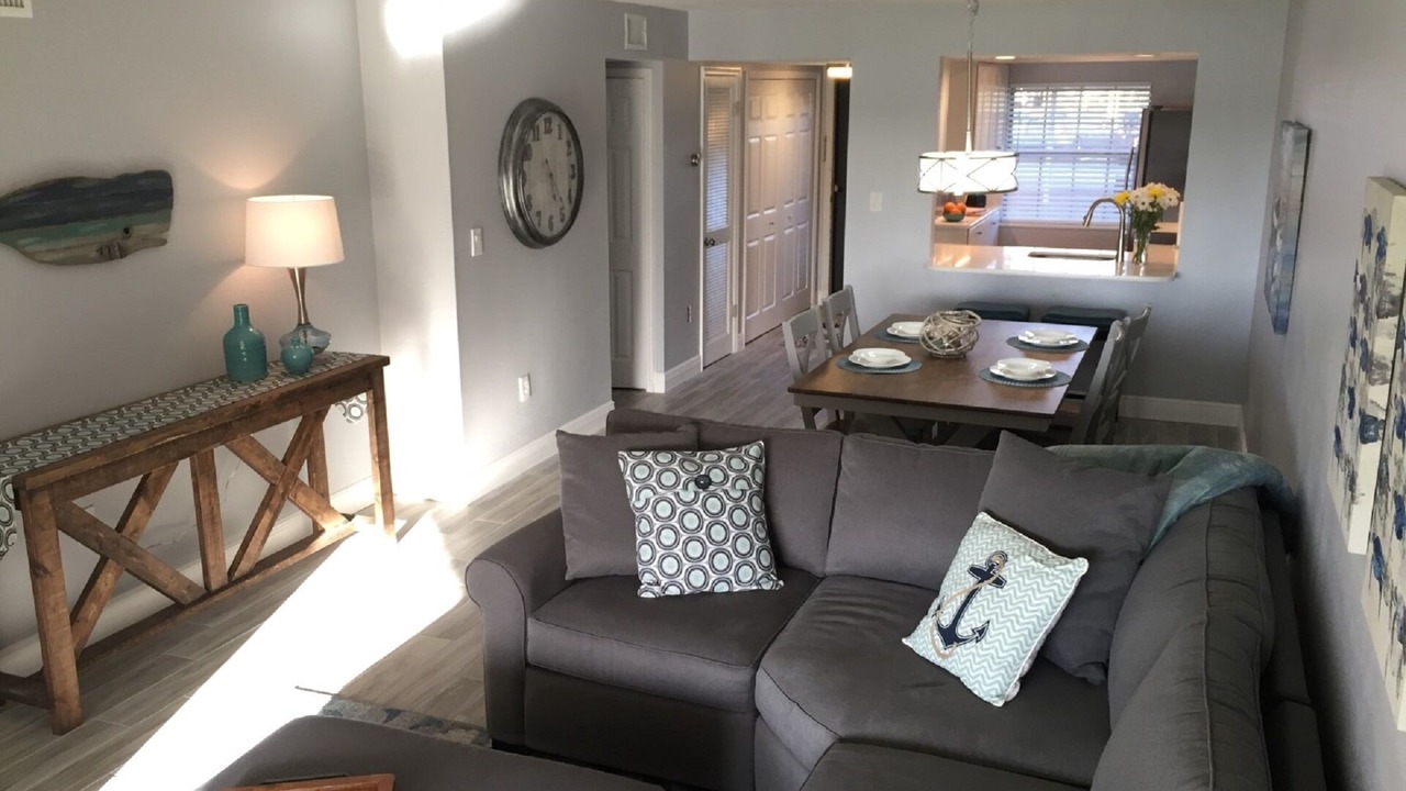 Photo of Livingroom in Cocoa Isles