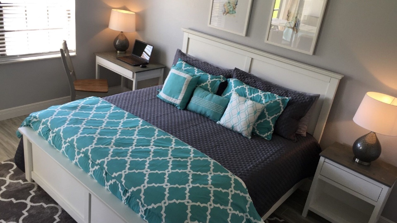 Photo of Bedroom in Cocoa Isles