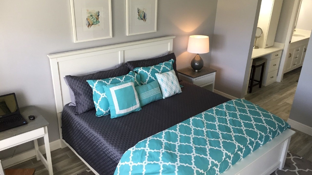 Photo of Bedroom in Cocoa Isles