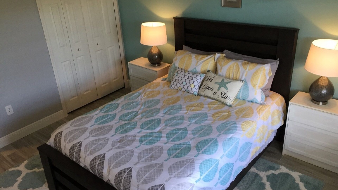 Photo of Bedroom in Cocoa Isles