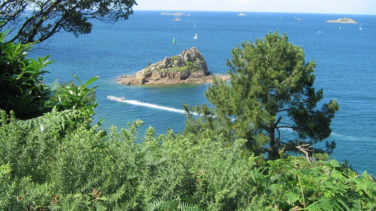 Photo of Others in Saint-Pol-de-Leon