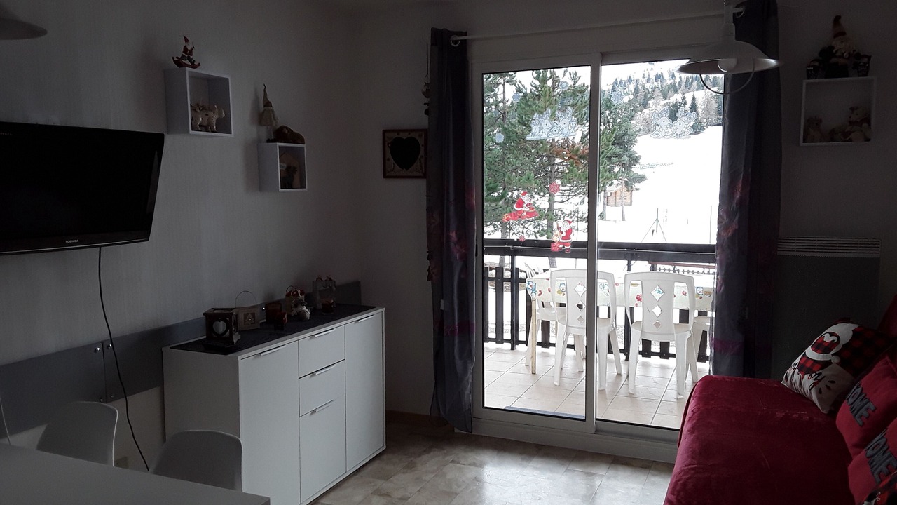 Photo of Livingroom in Saint-Etienne-en-Devoluy