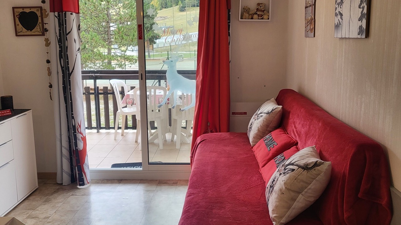 Photo of Livingroom in Saint-Etienne-en-Devoluy