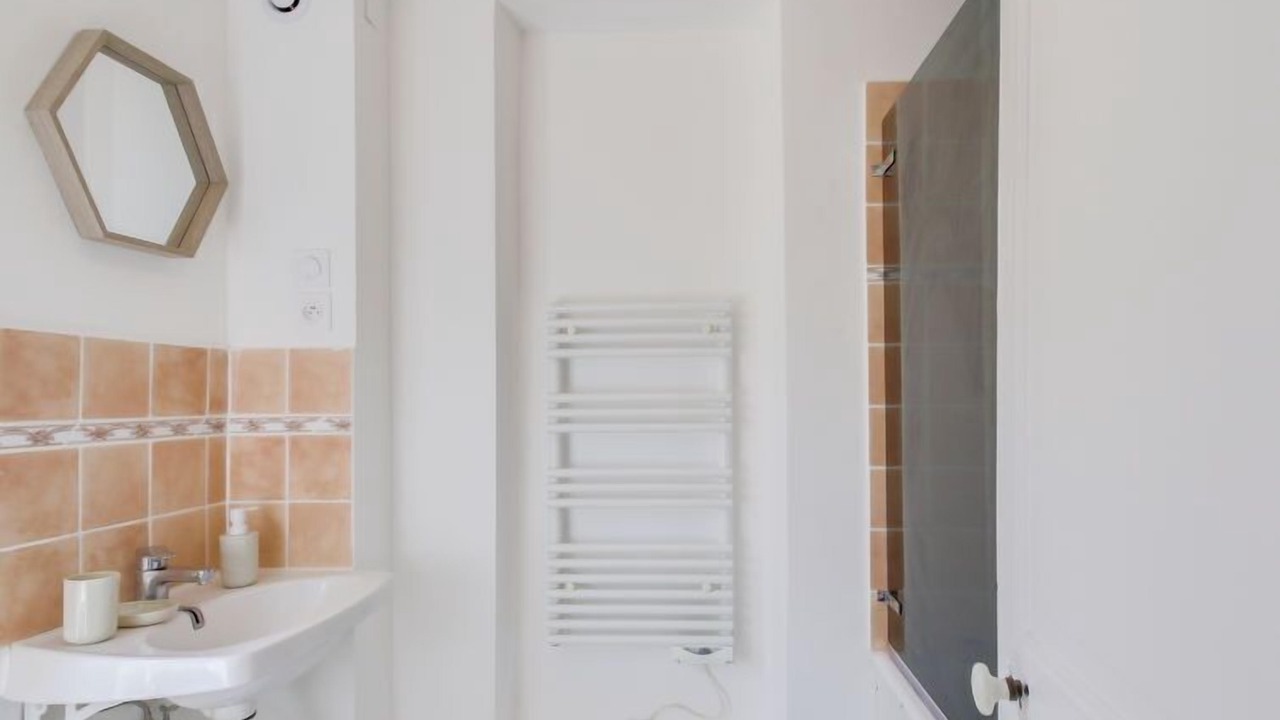 Photo of Bathroom in Saint-Ideuc
