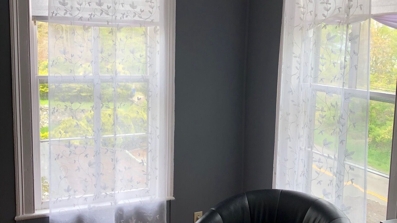 Photo of Bedroom in Mount Sinai