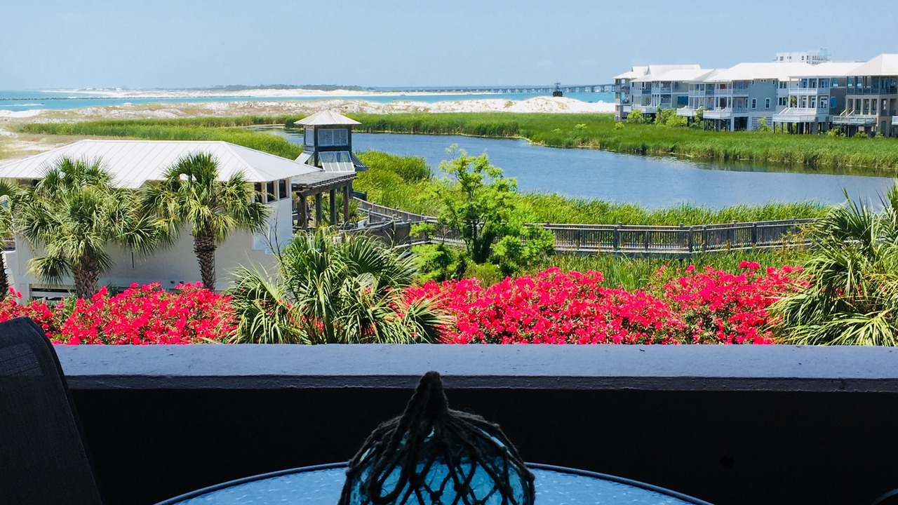 Photo of Patio Balcony in Holiday Isle