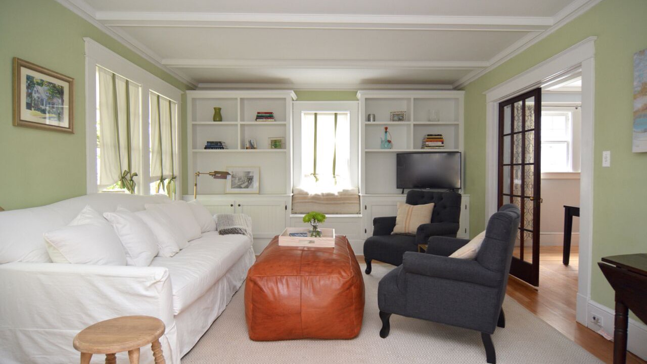 Photo of Livingroom in Saratoga Springs
