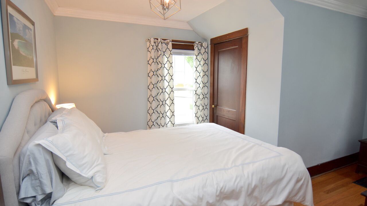 Photo of Bedroom in Saratoga Springs