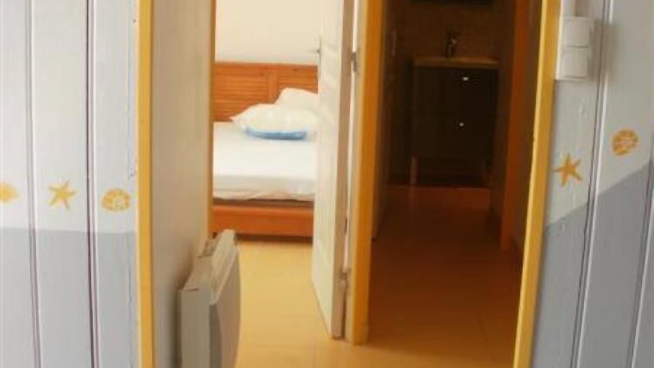 Photo of Bedroom in Treffiagat