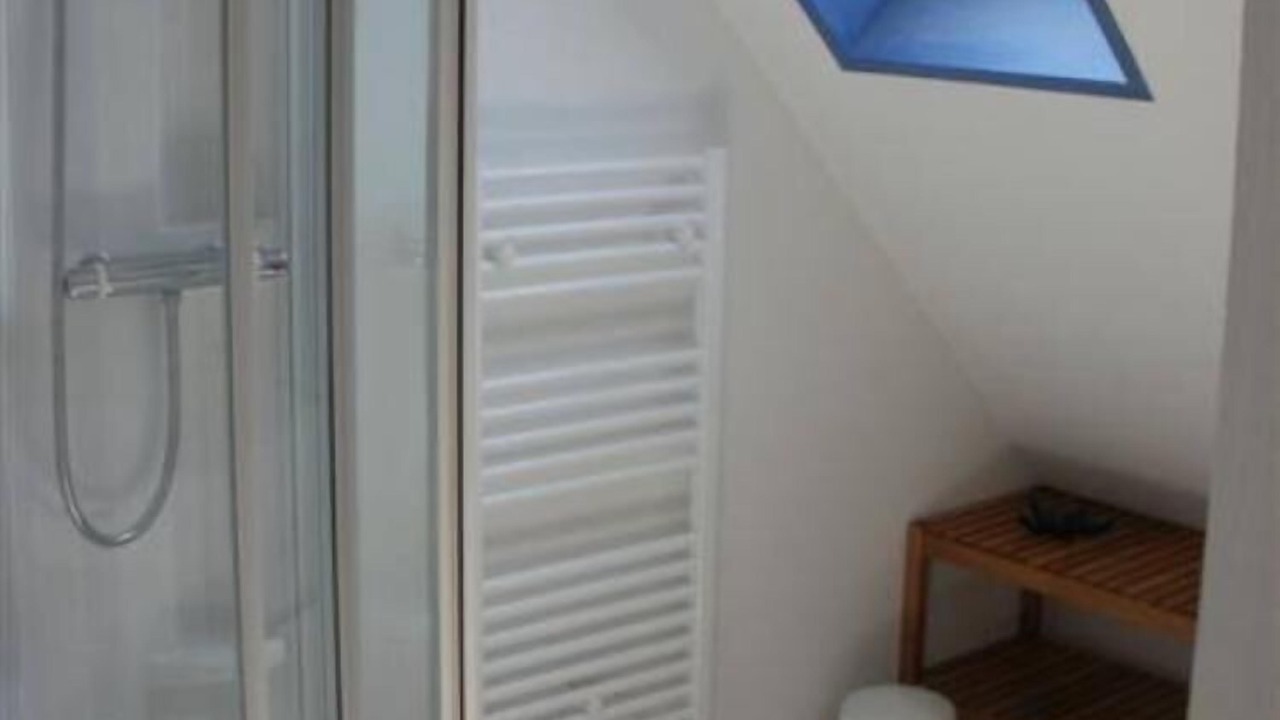 Photo of Bathroom in Treffiagat