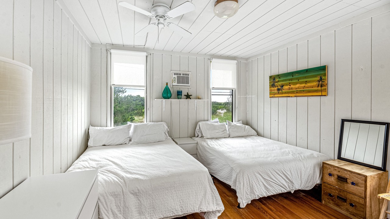 Photo of Bedroom in Ocean Beach