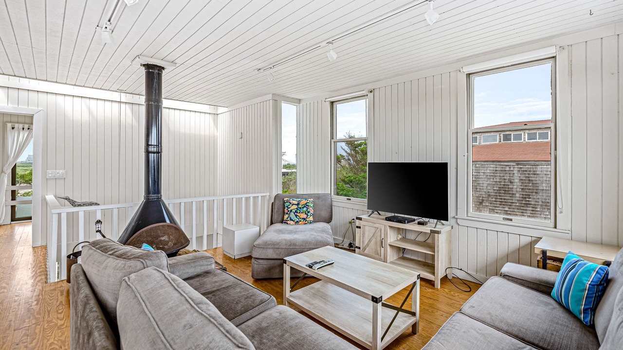 Photo of Livingroom in Ocean Beach
