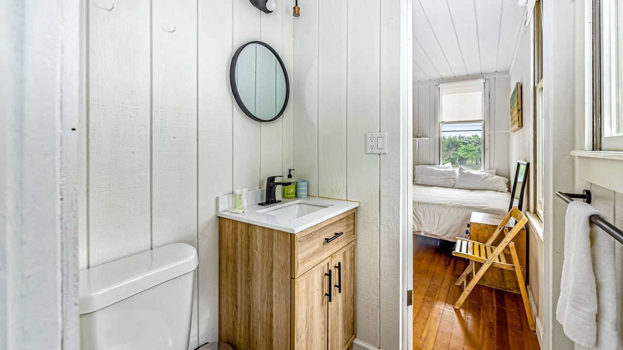 Photo of Bathroom in Ocean Beach