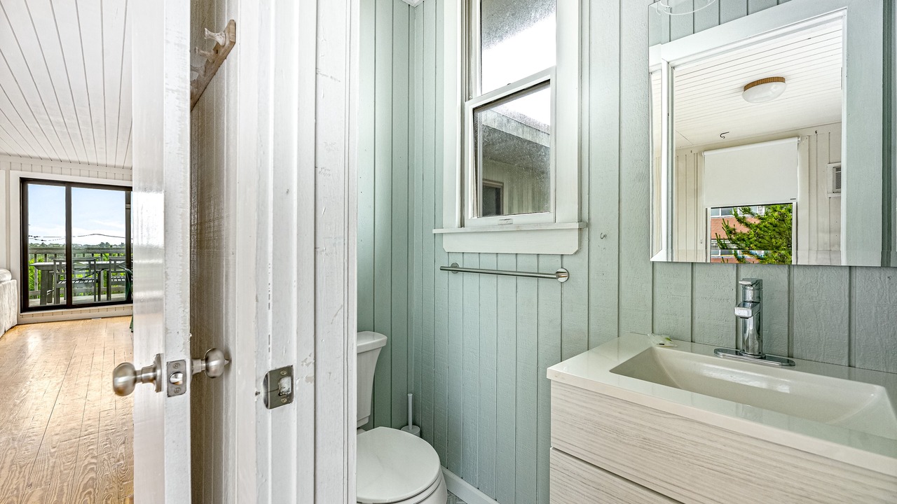 Photo of Bathroom in Ocean Beach