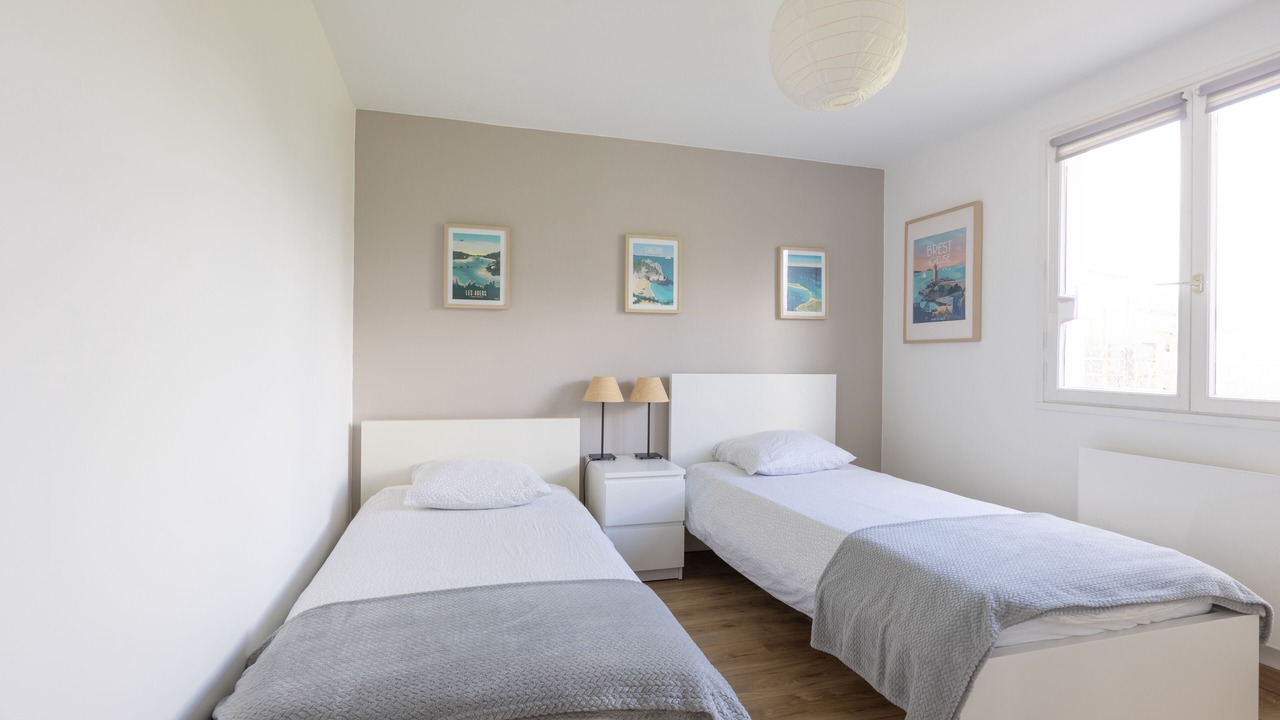Photo of Bedroom in Ploudalmezeau