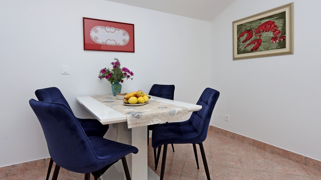 Photo of Livingroom in Suha Punta
