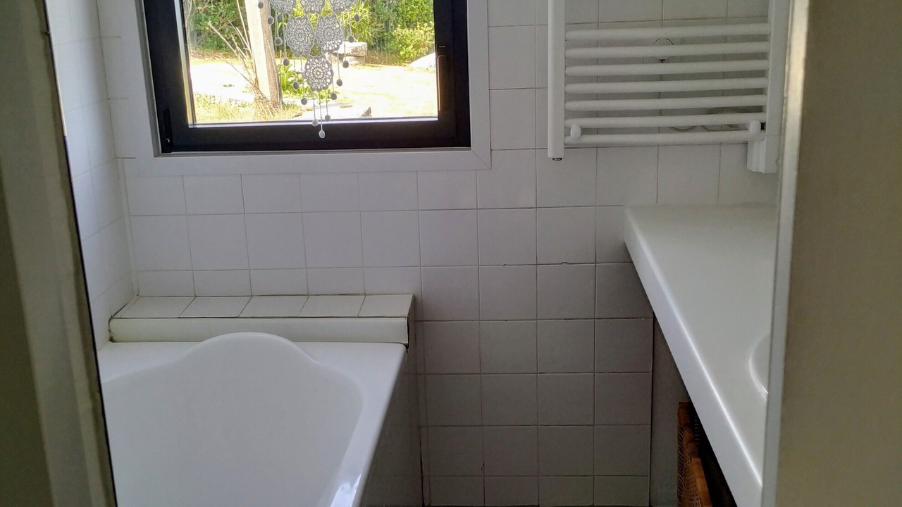 Photo of Bathroom in Porspoder