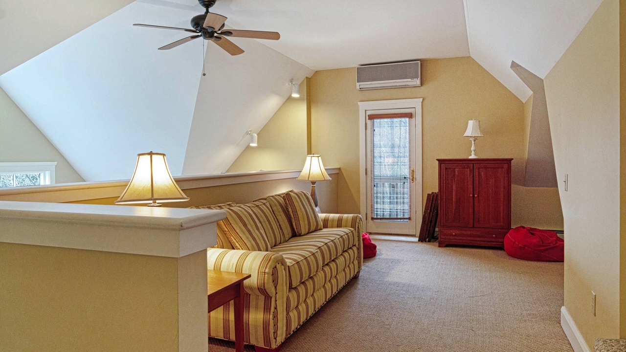 Photo of Livingroom in Proctorsville