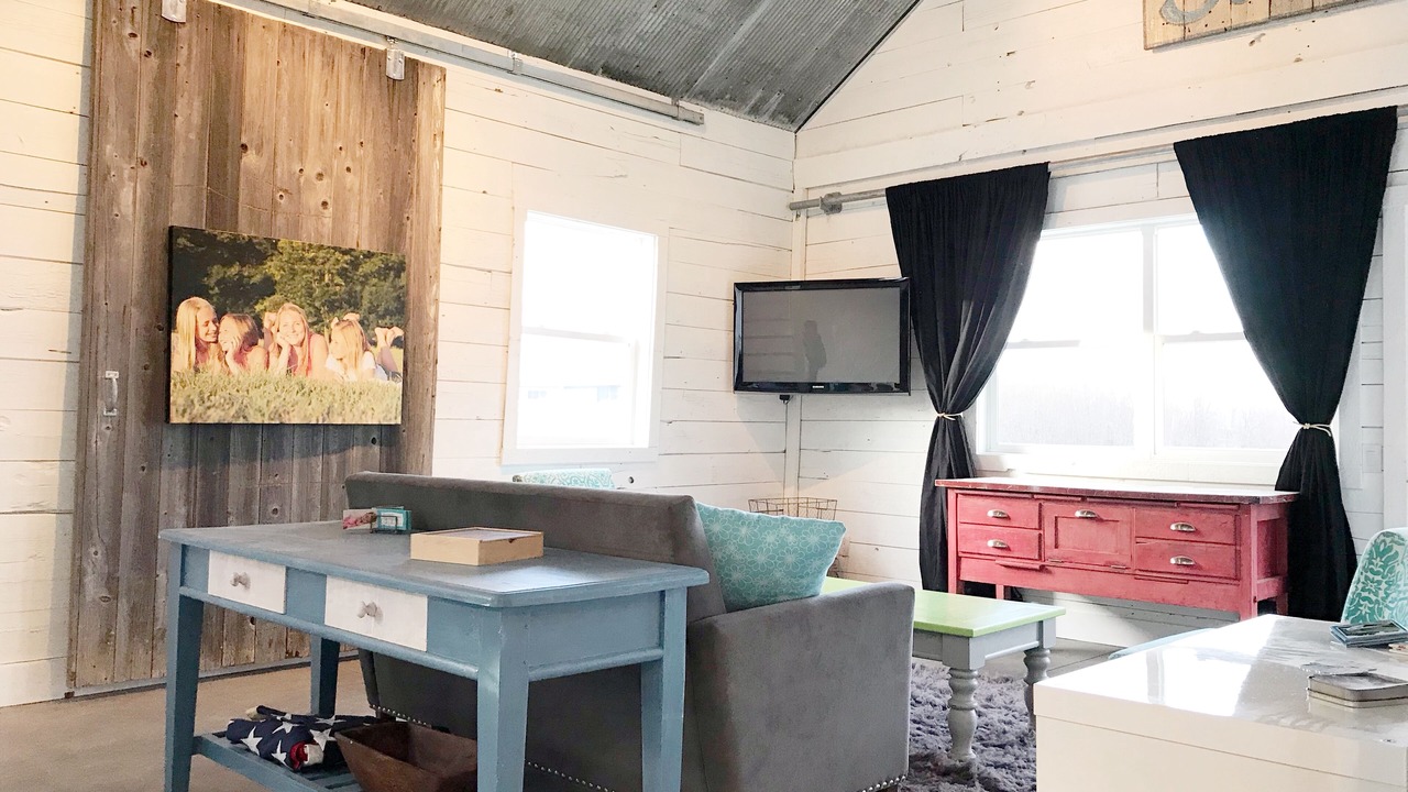 Photo of Bedroom in Culver