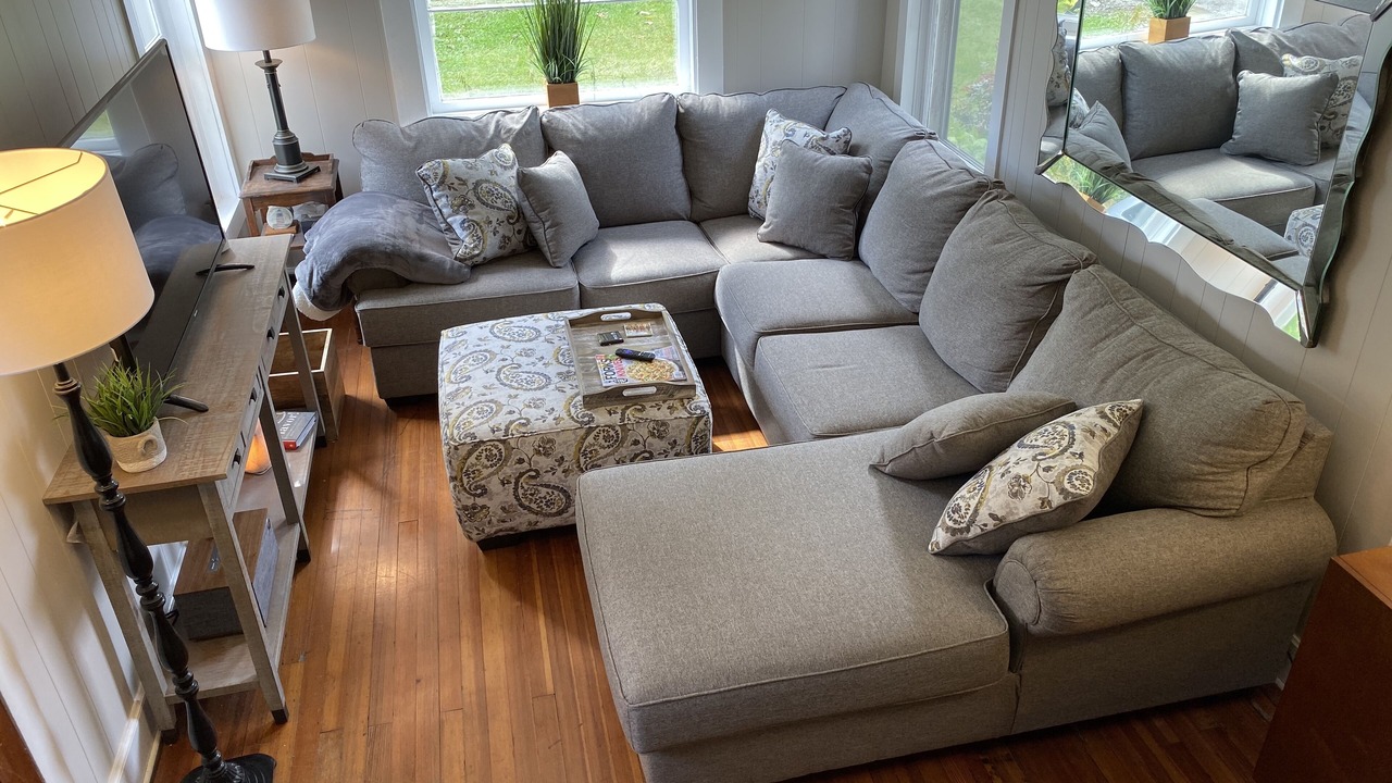 Photo of Livingroom in Saratoga Springs