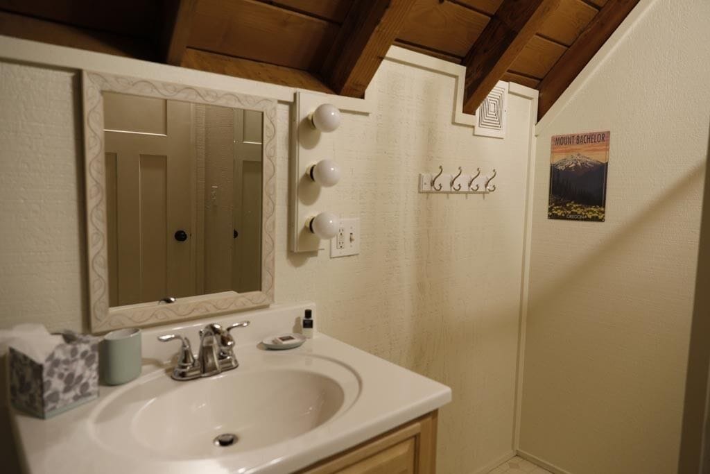 Photo of Bathroom in Sunriver