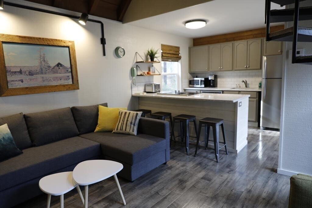 Photo of Livingroom in Sunriver