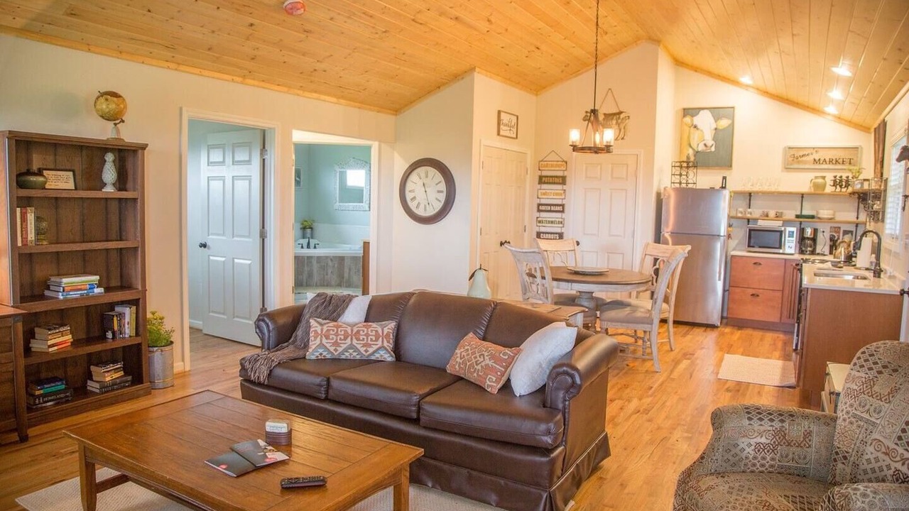 Photo of Bedroom in Hiwassee