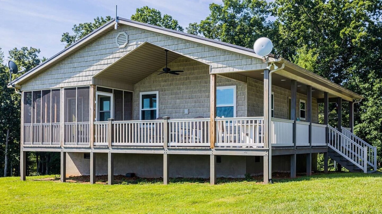 Photo of Others in Hiwassee