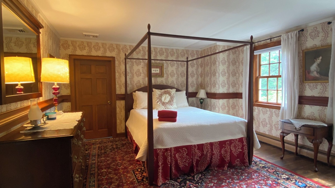 Photo of Bedroom in West Barnstable