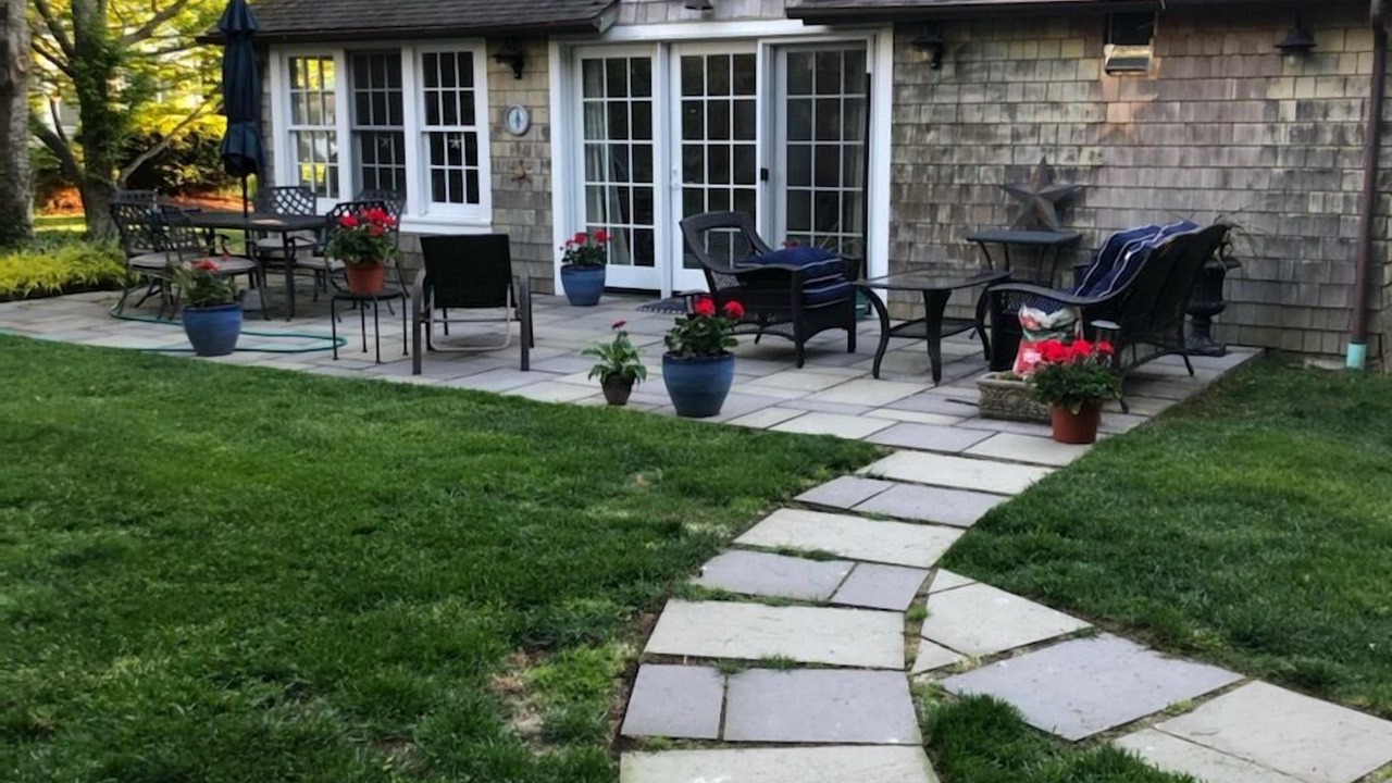Photo of Patio Balcony in South Jamesport