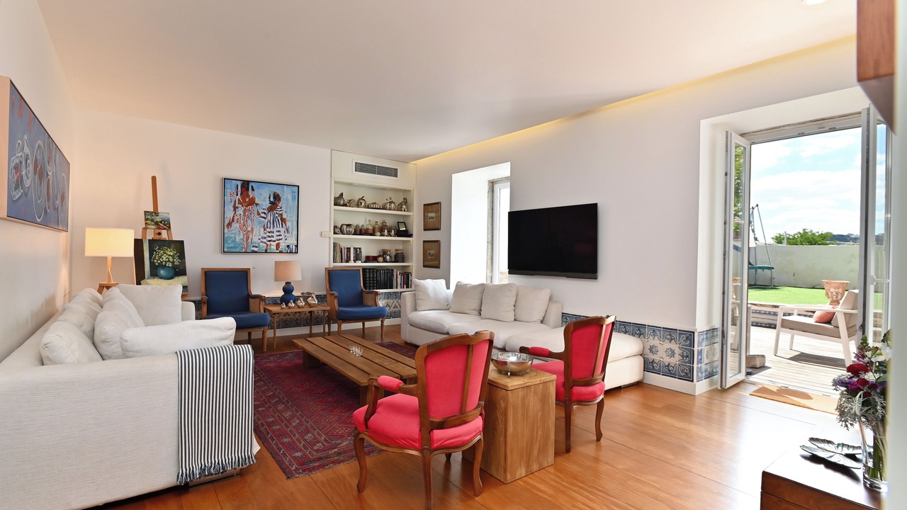 Photo of Livingroom in Linda-a-Velha