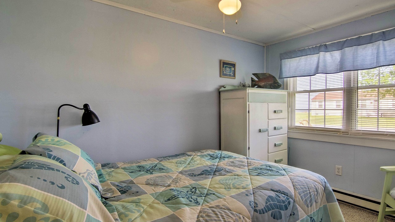 Photo of Bedroom in Davis Wharf