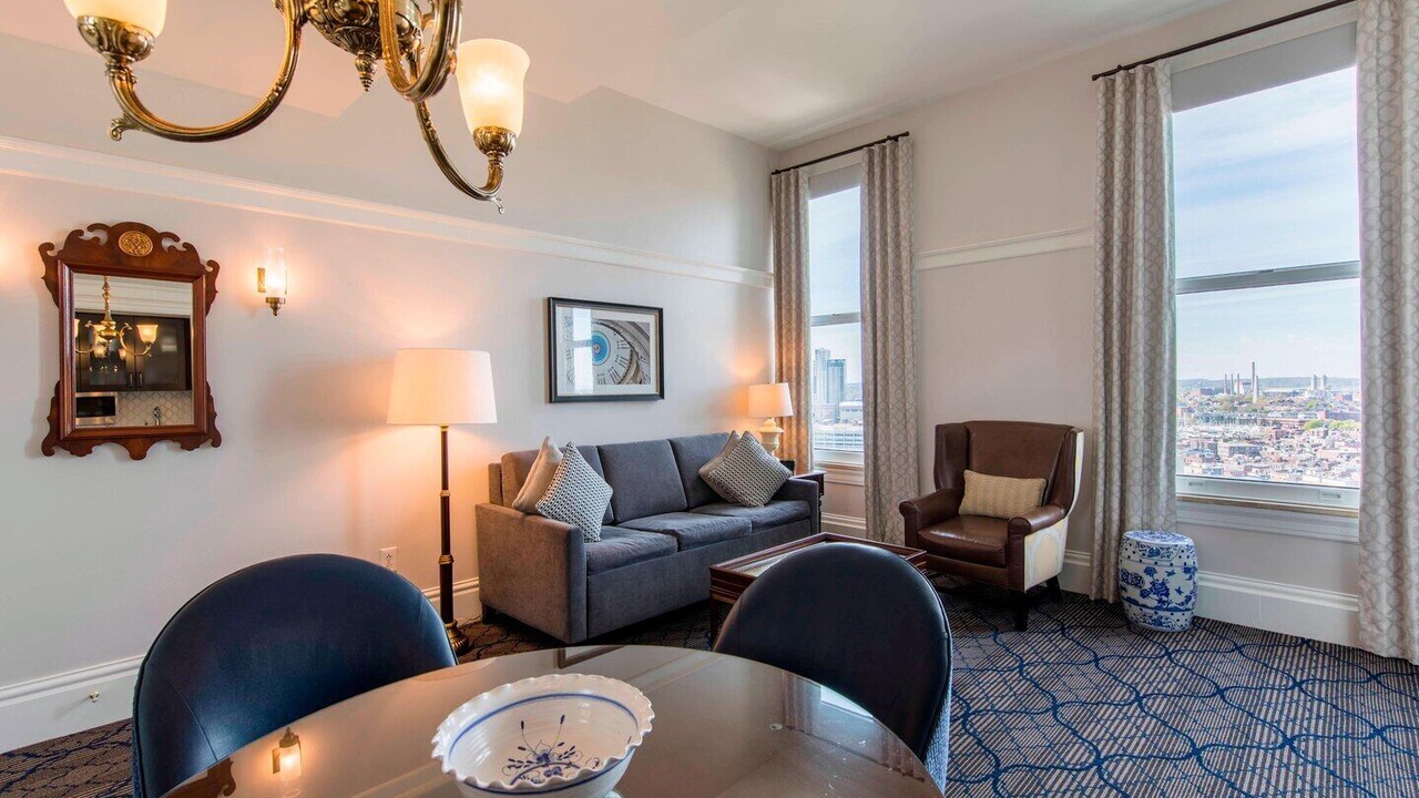 Photo of Livingroom in Downtown Boston